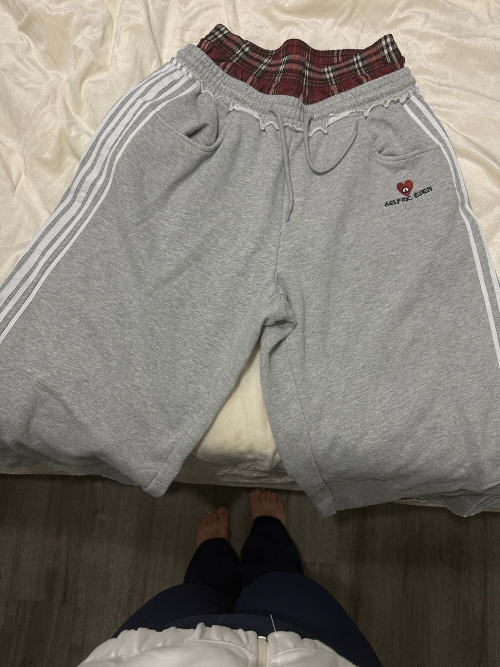 Aelfric Eden Double Waist Sweatpants Size M Grey Plaid
